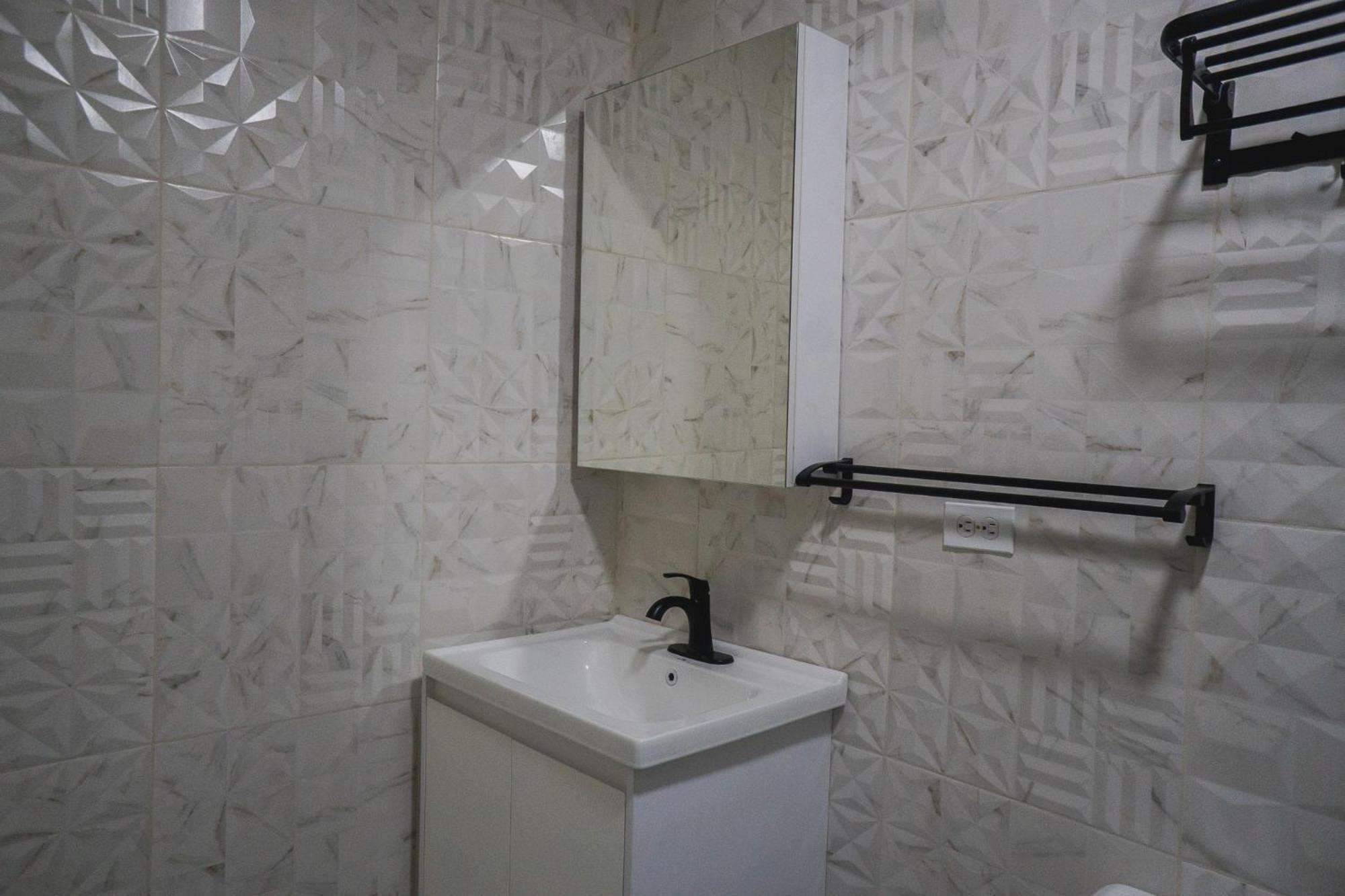 Pavia'S Centerpoint Oasis Apartment Oranjestad Exterior photo