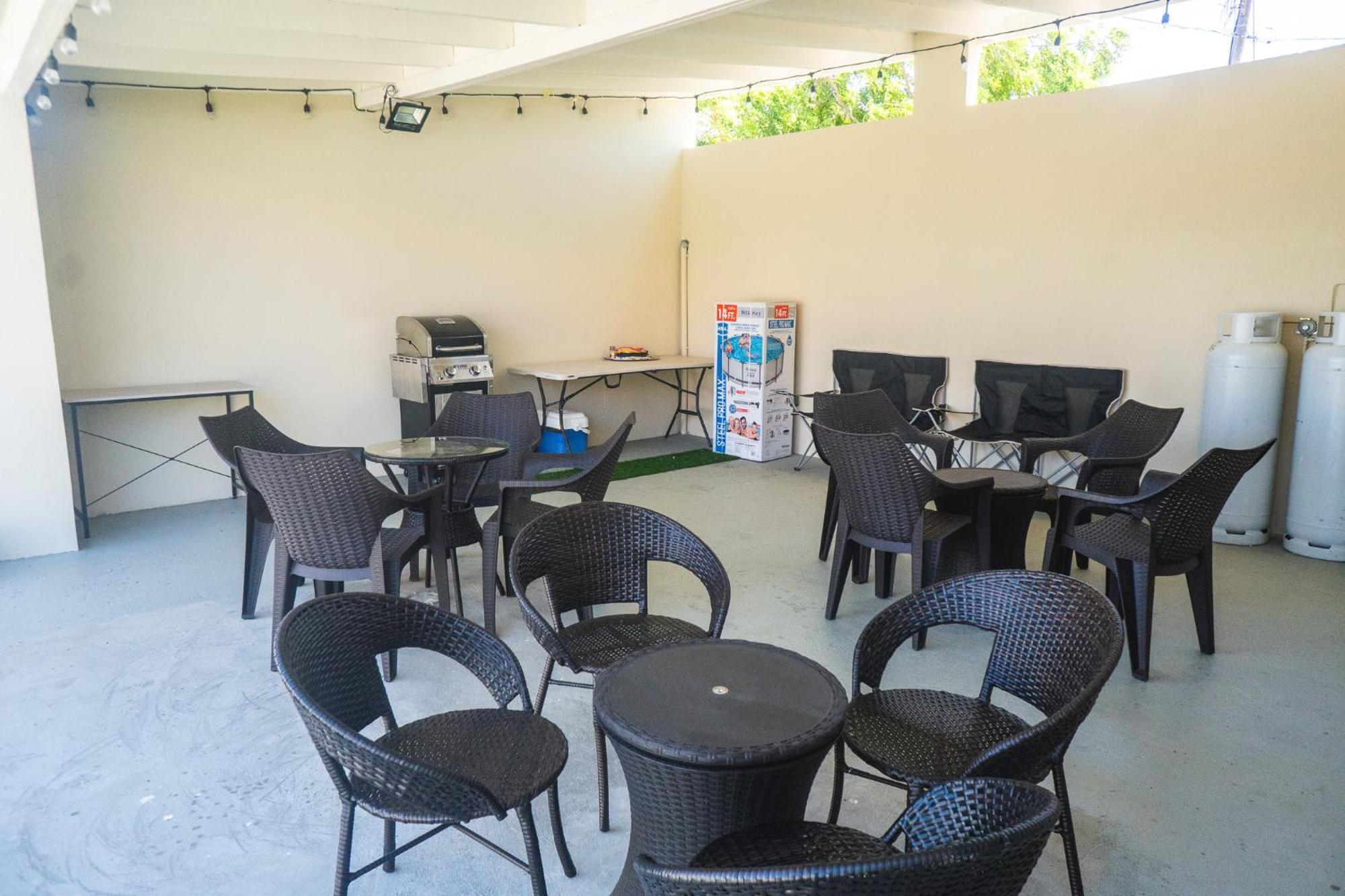 Pavia'S Centerpoint Oasis Apartment Oranjestad Exterior photo